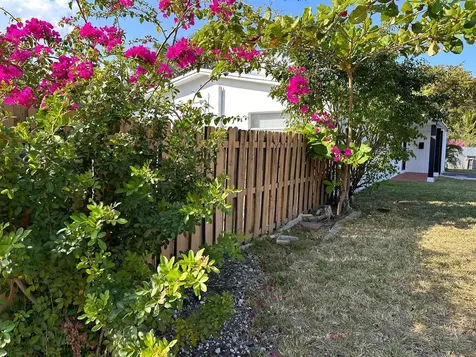 601 Nw 38th Street Deerfield Beach FL 33064