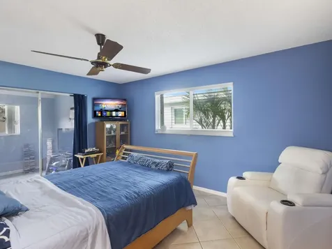 6975 Nw 12th Street Margate FL 33063
