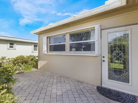 6975 Nw 12th Street Margate FL 33063