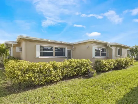 6975 Nw 12th Street Margate FL 33063