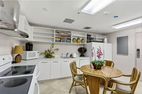 1430 S Ocean Boulevard Lauderdale By The Sea FL 33062