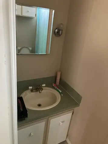 206 W Caribbean Port Saint Lucie FL 34952