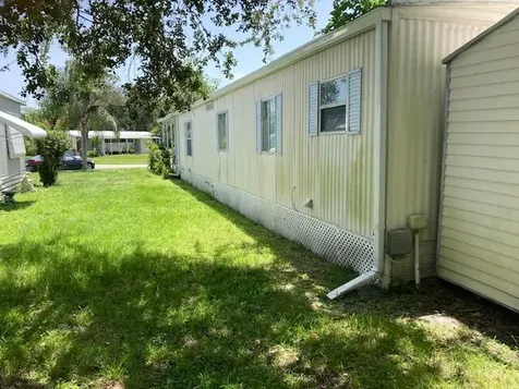 206 W Caribbean Port Saint Lucie FL 34952