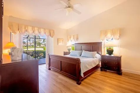 533 Prestwick Circle Palm Beach Gardens FL 33418