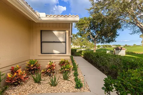 533 Prestwick Circle Palm Beach Gardens FL 33418