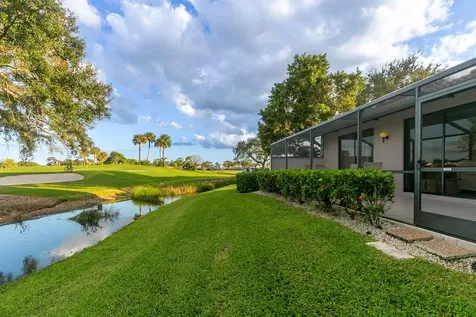 533 Prestwick Circle Palm Beach Gardens FL 33418