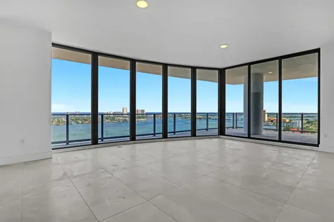 220 Lake Shore Drive Lake Park FL 33403
