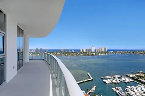 220 Lake Shore Drive Lake Park FL 33403