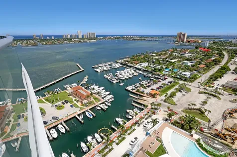 220 Lake Shore Drive Lake Park FL 33403