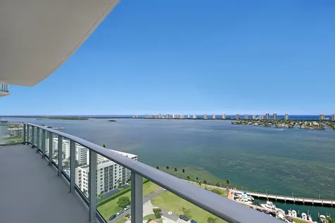 220 Lake Shore Drive Lake Park FL 33403