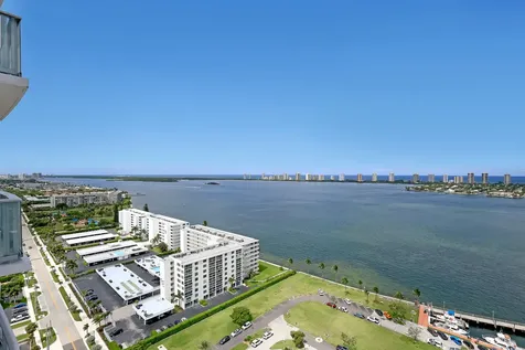 220 Lake Shore Drive Lake Park FL 33403