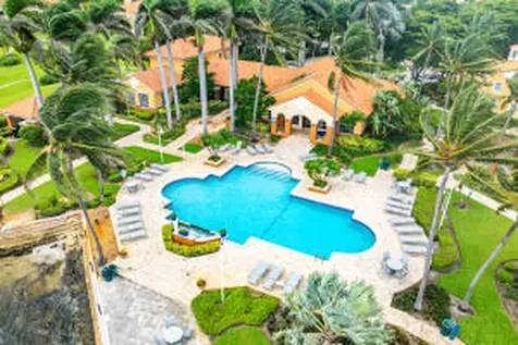 140 Yacht Club 107 Way Hypoluxo FL 33462