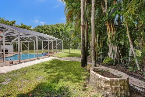 4300 Hunting Trail Lake Worth FL 33467
