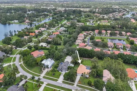 4300 Hunting Trail Lake Worth FL 33467