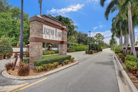 4300 Hunting Trail Lake Worth FL 33467