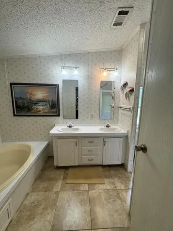 35 La Puerta Del Norte Fort Pierce FL 34951