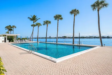 2600 N Flagler Drive West Palm Beach FL 33407