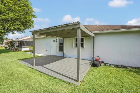 7739 Canal Drive Lake Worth FL 33467