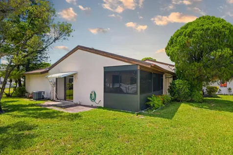 6125 Elsinore Circle Greenacres FL 33463