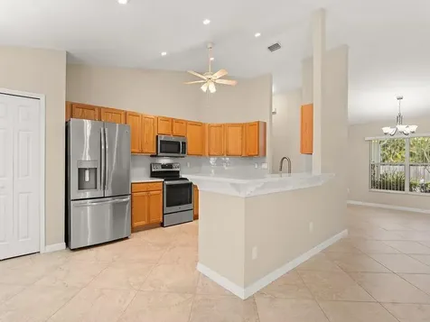 1049 Gardenia Street Sebastian FL 32958