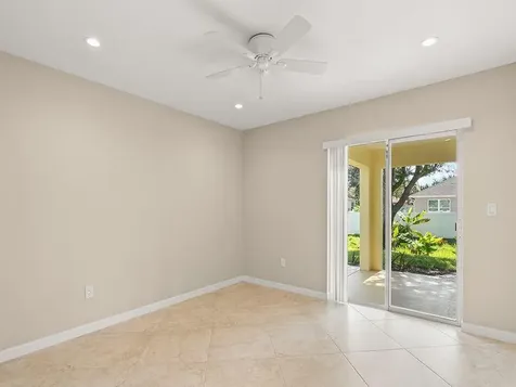 1049 Gardenia Street Sebastian FL 32958