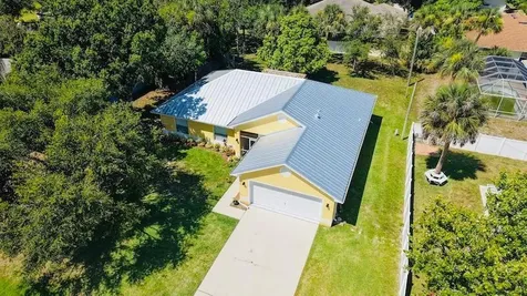 1590 Polynesian Lane Sebastian FL 32958