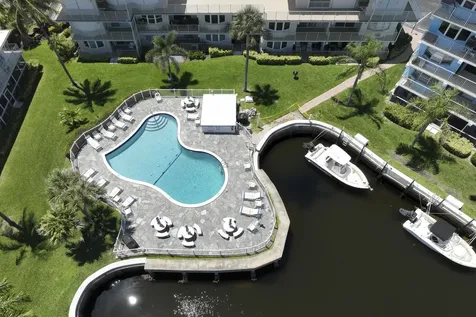 1445 Se 15th Court Deerfield Beach FL 33441