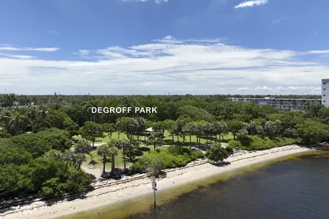 1445 Se 15th Court Deerfield Beach FL 33441