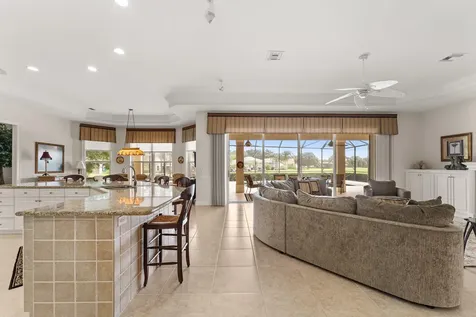 1419 Sw Blue Bird Cove Port Saint Lucie FL 34986