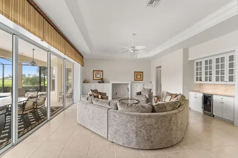 1419 Sw Blue Bird Cove Port Saint Lucie FL 34986
