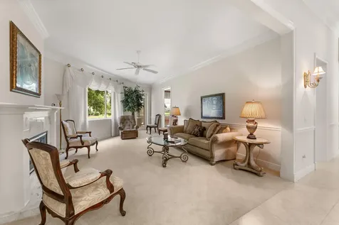 1419 Sw Blue Bird Cove Port Saint Lucie FL 34986