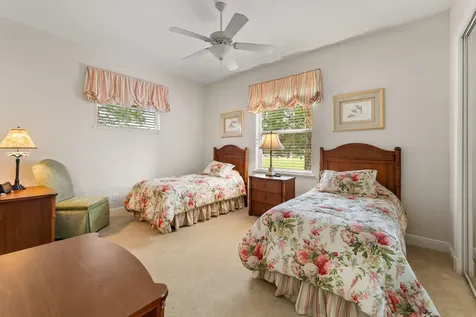 1419 Sw Blue Bird Cove Port Saint Lucie FL 34986