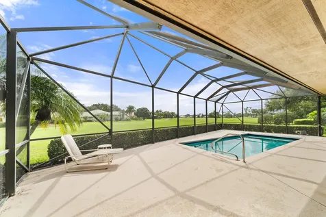 1419 Sw Blue Bird Cove Port Saint Lucie FL 34986