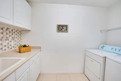 1824 Sandhill Crane B1 Drive Fort Pierce FL 34982