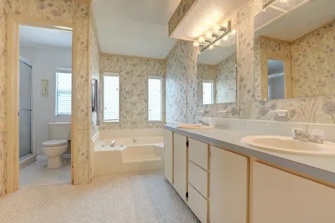 931 Jacaranda Drive Barefoot Bay FL 32976