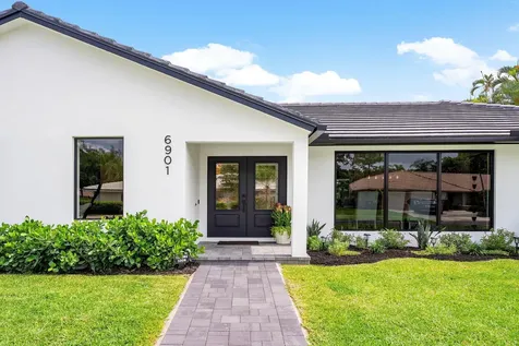 6901 Giralda Circle Boca Raton FL 33433