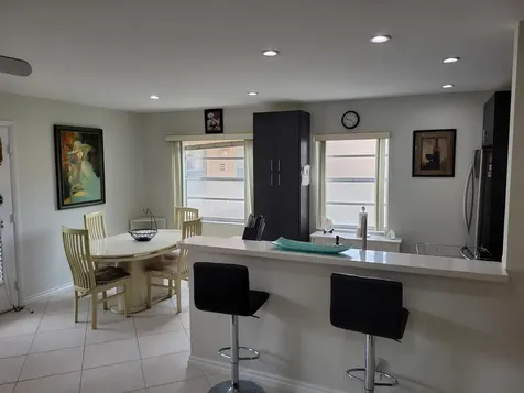 662 Burgundy Delray Beach FL 33484