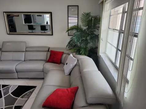 662 Burgundy Delray Beach FL 33484