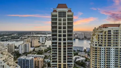 17749 Collins Avenue Sunny Isles Beach FL 33160