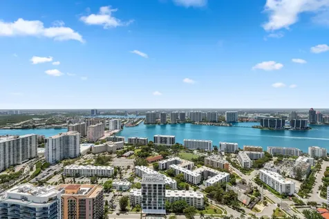 17749 Collins Avenue Sunny Isles Beach FL 33160