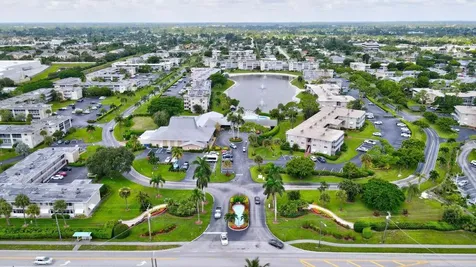 2581 N Garden 108 Drive Lake Worth FL 33461