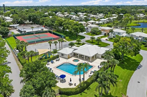 8726 Se Riverfront Terrace Jupiter FL 33469
