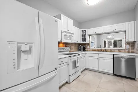 8333 Via Leonessa Boca Raton FL 33433