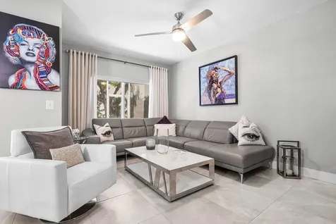 8333 Via Leonessa Boca Raton FL 33433