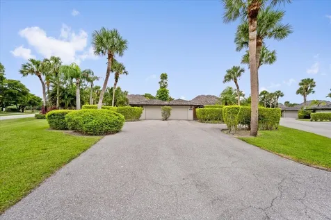 11876 Pebblewood Drive Wellington FL 33414