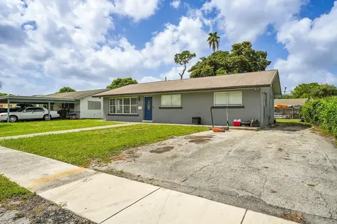 4873 Pine Knott Lane West Palm Beach FL 33417
