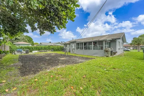 4873 Pine Knott Lane West Palm Beach FL 33417