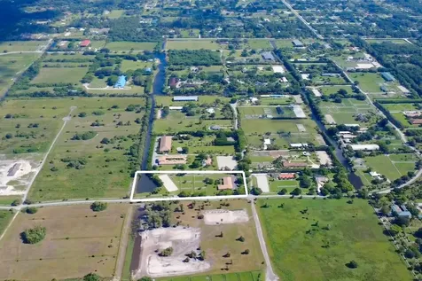 3935 Hanover Circle Loxahatchee FL 33470