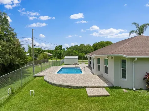 8755 97th Court Vero Beach FL 32967