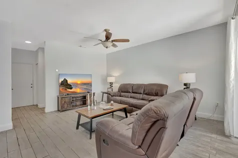 13838 Sw 41 Terrace Miami FL 33175